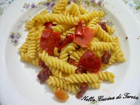 FUSILLI ALLA PEPERONATA