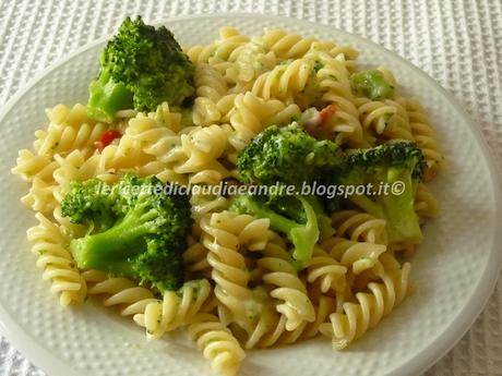 Fusilli con broccoli e crescenza