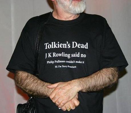 Sir Terence David John Pratchett (e la Salani.)