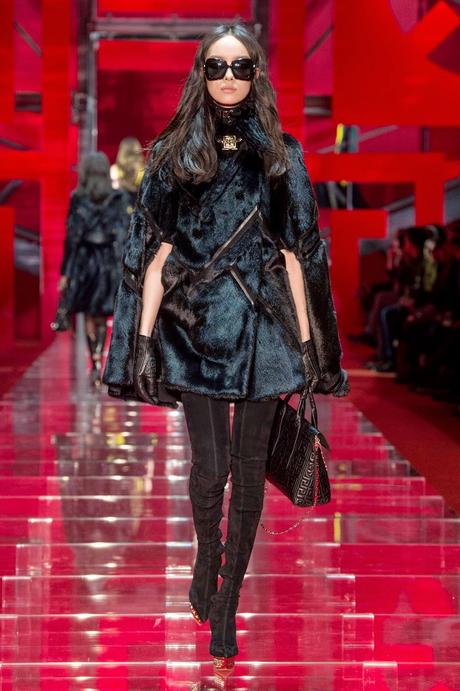 Mfw: Versace fall winter 2015/16