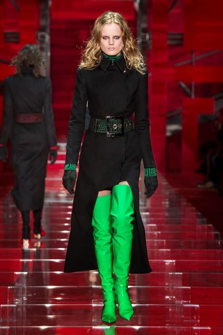 Mfw: Versace fall winter 2015/16