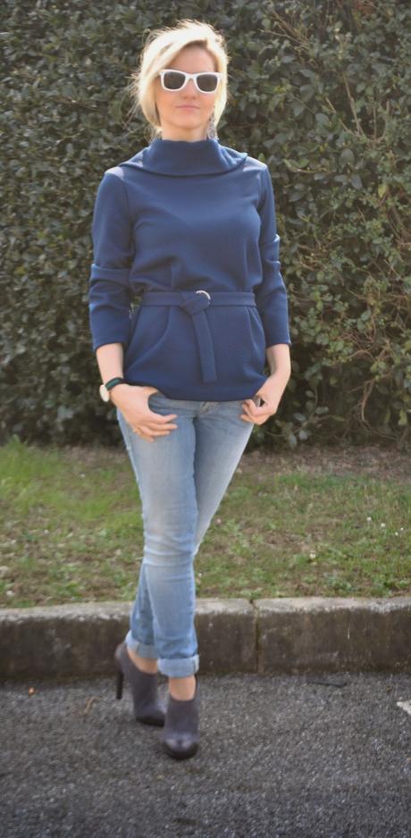 outfit giacca anni '60 outfit blu outfit jeans e tacchi outfit jeans skinny fornarina mariafelicia magno colorblock by felym fashion blog italiani mariafelicia magno fashion blogger come abbinare il blu maglia anni sessanta maglia collo alto maglia a ciambella outfit invernali casual outfit marzo 2015 outfit invernali donna casual outfit burda maglia anni '60 burda come abbinare il grigio fashion blogger italiane come abbinare gli occhiali da sole bianchi come abbinare il grigio outfit scarpe grigie orologio daniel wellington winter outfit blue outfit how to wear jeans and heels  ffashion bloggers italy blonde girl blonde hair 