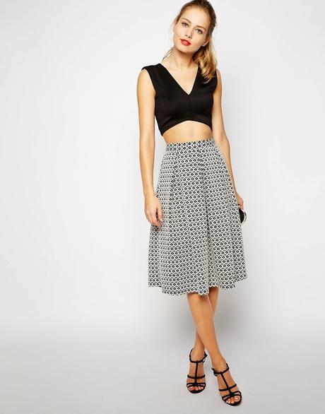 New Trends: MIDI SKIRTS!!