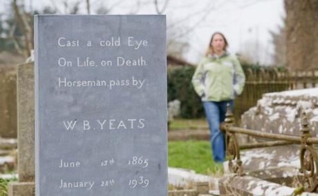 Yeats Headstone - credits Turismo Irlandese