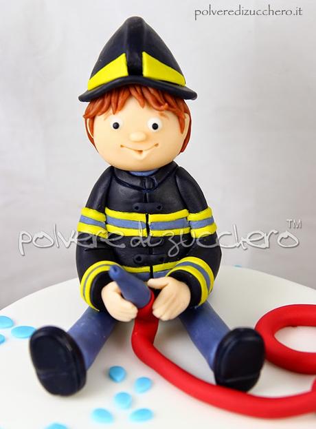 torta pompiere fireman cake polvere di zucchero torta decorata bambini cake design