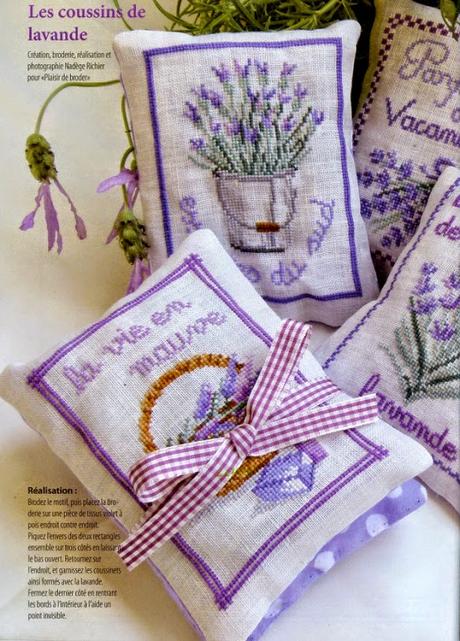 Qualche schema a punto croce dedicati alla lavanda