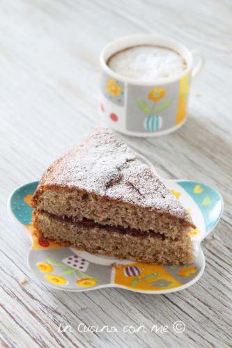 Torta di grano saraceno e marmellata di fragole