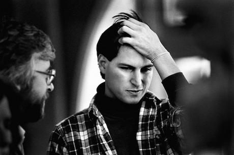 Steve-Jobs-giovane-capelli