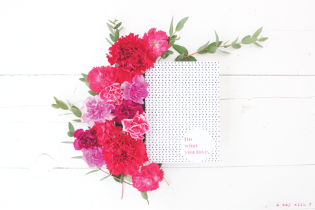 DO WHAT YOU LOVE postcards