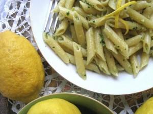 |⇨ Penne al limone e noci