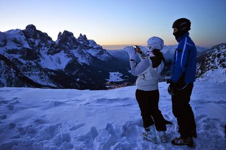 Trentino Ski Sunrise alba sulle dolomiti