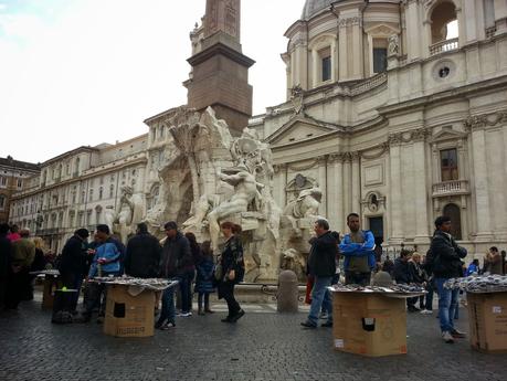 Un sabato terribile in 17 foto da Fori, Navona, Pantheon, Colosseo. Una città rasa al suolo dal racket