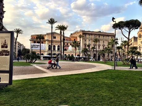 Piazza Cavour, l'unica piazza europea di Roma. A proposito di parcheggi interrati: ecco la qualità che si può ottenere valorizzando il sottosuolo della città