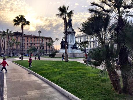 Piazza Cavour, l'unica piazza europea di Roma. A proposito di parcheggi interrati: ecco la qualità che si può ottenere valorizzando il sottosuolo della città