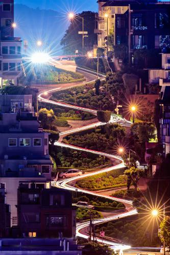 Vista notturna di Lombard Street - (c) David Yu - Flickr / Wikipedia