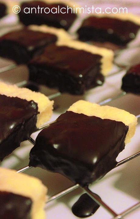 Vanilla Shortbread Glassati al Cioccolato Fondente