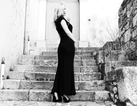 Novorish abito lungo con spacco laterale Novorish abito lungo con spacco laterale fashion blogger basse Teresa Morone blog petite models