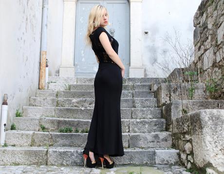 Novorish abito lungo con spacco laterale Novorish abito lungo con spacco laterale fashion blogger basse Teresa Morone blog petite models