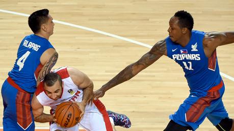 Basket, nazionale Filippine: “Via i nomi dei giocatori dalle maglie”