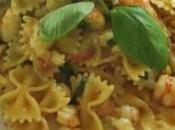 Farfalle gamberi, basilico pinoli