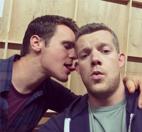 Russel Tovey Kevin Looking orecchie a sventola