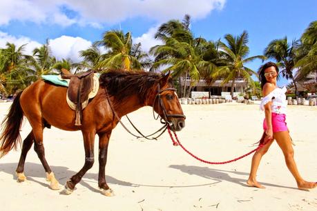 Cavalcando sulla spiaggia di Watamu: Kenya !