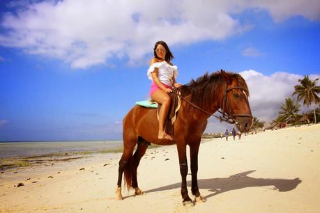 Cavalcando sulla spiaggia di Watamu: Kenya !