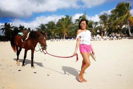 Cavalcando sulla spiaggia di Watamu: Kenya !