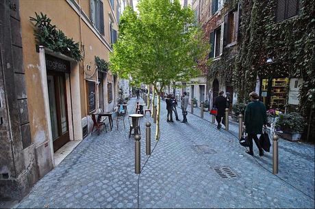 Guerra civile strisciante a Via Urbana. L'ennesimo post? Ma noi insistiamo finché Ignazio Marino non si decide a coglier questa straordinaria occasione