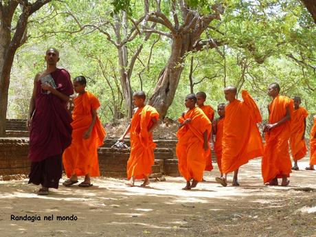 Polonnaruwa e trasferimento a Kalkudah