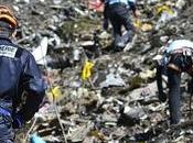 Disastro volo 9525 D-AIPX Germanwings: completamente falsa versione ufficiale