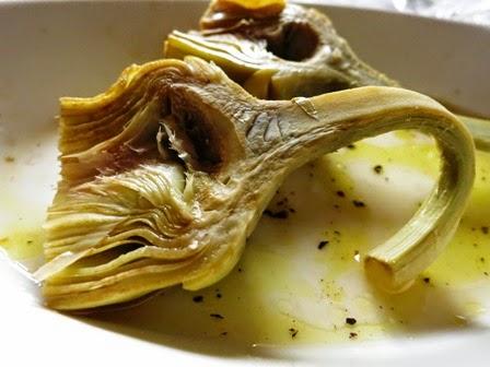 Carciofi, olive e acciughe...antipasto sprint per Pasqua