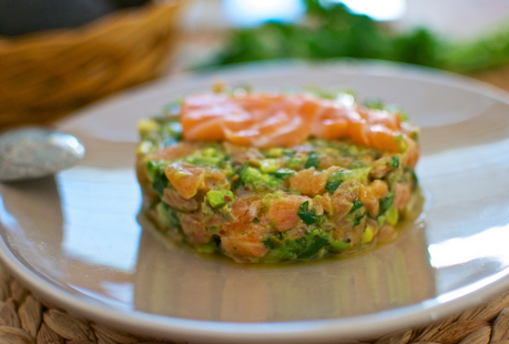 Tartare di verdure e salmone