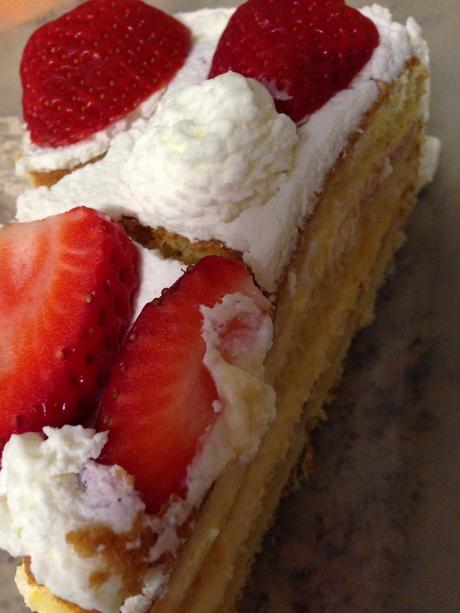 Bimby, Torta di Fragole, Panna e Crema Chantilly