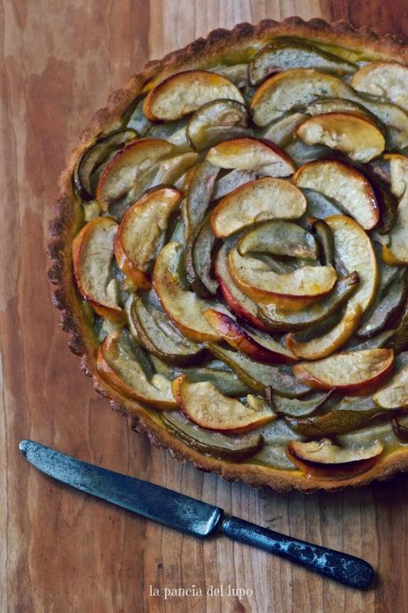 Crostata di pere e mele alla vaniglia