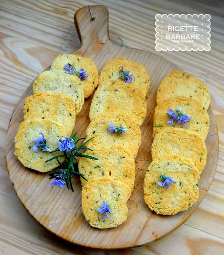 Biscotti Gran Mugello e fiori di rosmarino