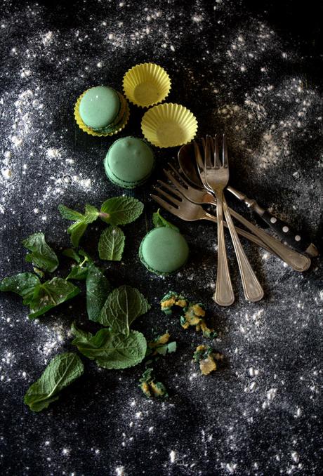 I macarons con formaggio caprino e menta per IFOOD