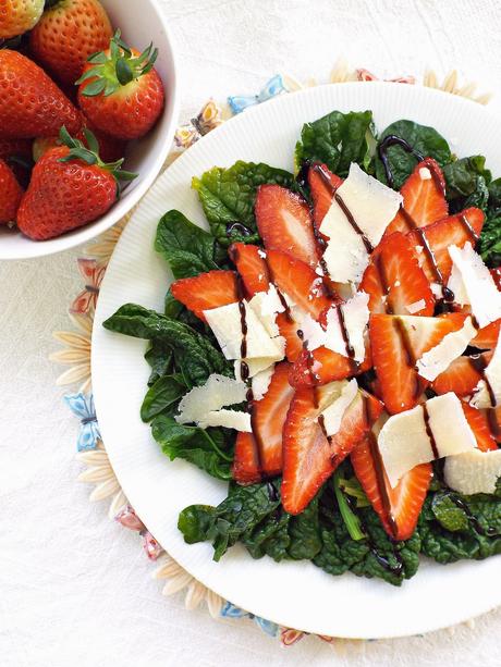 Insalata di spinaci e fragole...benvenuta Primavera!