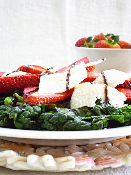 Insalata di spinaci e fragole...benvenuta Primavera!