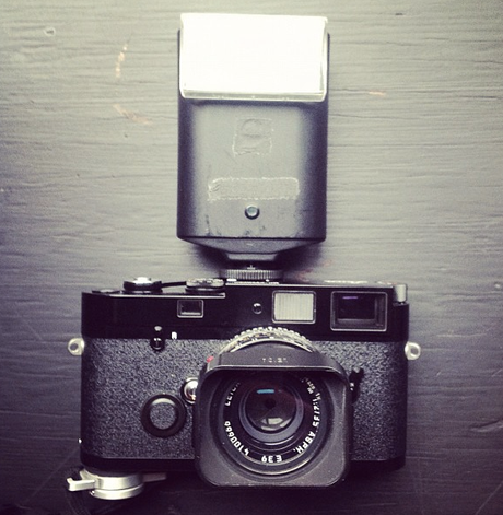 La mia attrezzatura attuale: Leica MP e Summicrom 35mm f/2 + flash SF 20. L'utilizzerò per molto tempo.