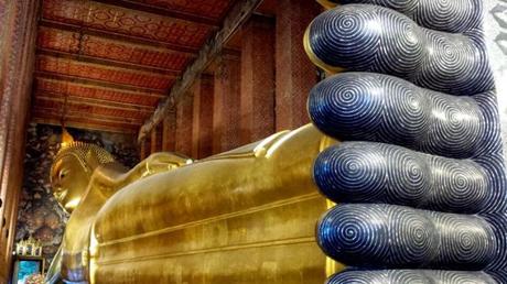 Il Budda sdraiato del Wat Pho (Bangkok, 2014)