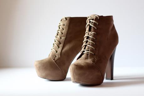 SHOETING | Lace up boots