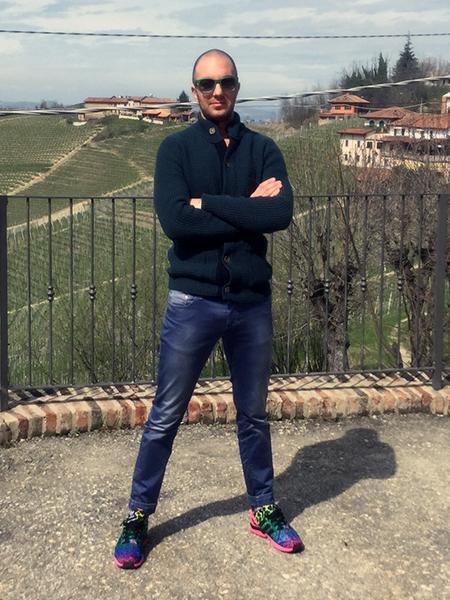 Spring in Serralunga D’Alba + outfit x 2 (Una gita nelle Langhe + doppio outfit con dettagli shock Ila & Ste)