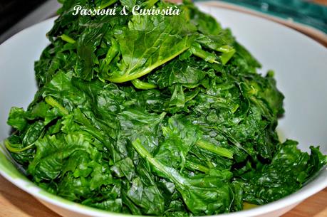 PANE COTTO CON I BROCCOLI DI RAPA