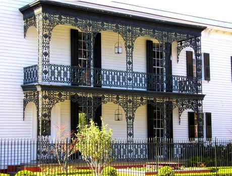 Postcards from New Orleans: Beautiful houses