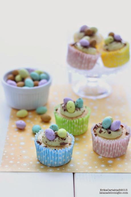Cupcakes di Pasqua al cioccolato bianco