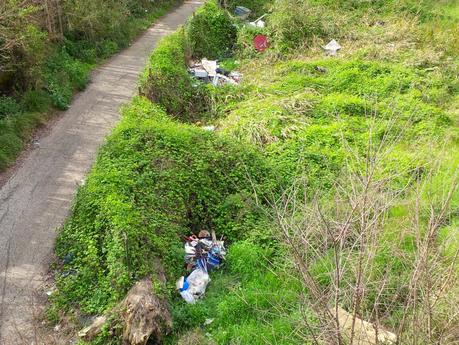 Sgomberato a metà marzo, tornato dieci giorni dopo. 15 pazzesche foto dal villaggio abusivo del Viadotto della Magliana: una storia che va avanti da anni, con costi enormi