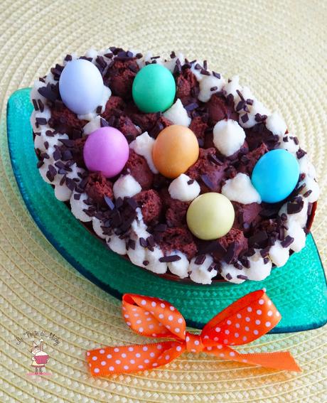 Uova di Pasqua ripiene di mousse al cioccolato (Chocolate Mousse Egg)