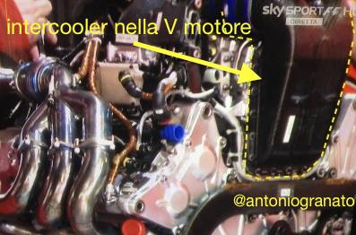 Intercooler Ferrari nella V motore