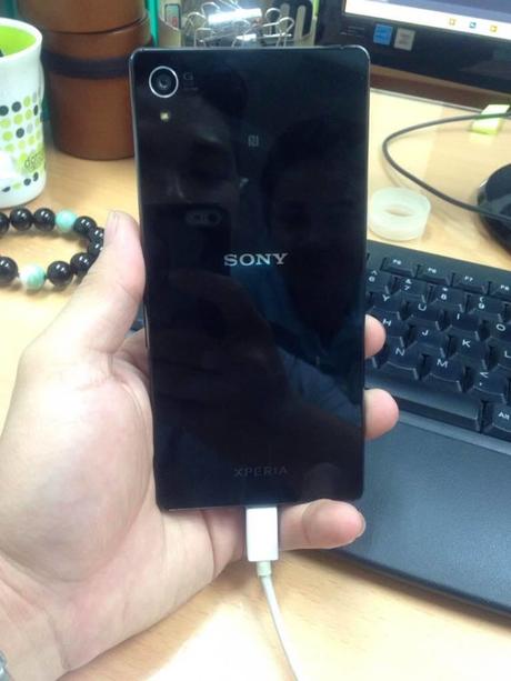 SONY-XPERIA-Z4-4-710x947